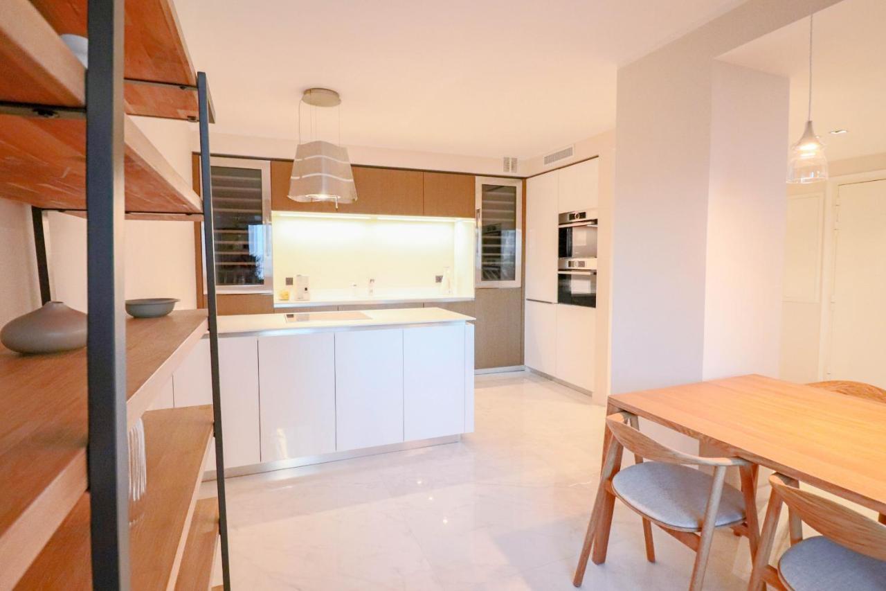 Apartment Gray Renovated Luxurious Located In *