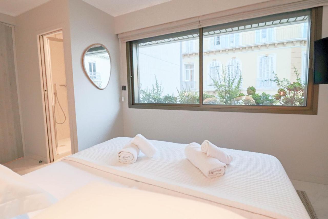 Gray Renovated Luxurious Located In Cannes