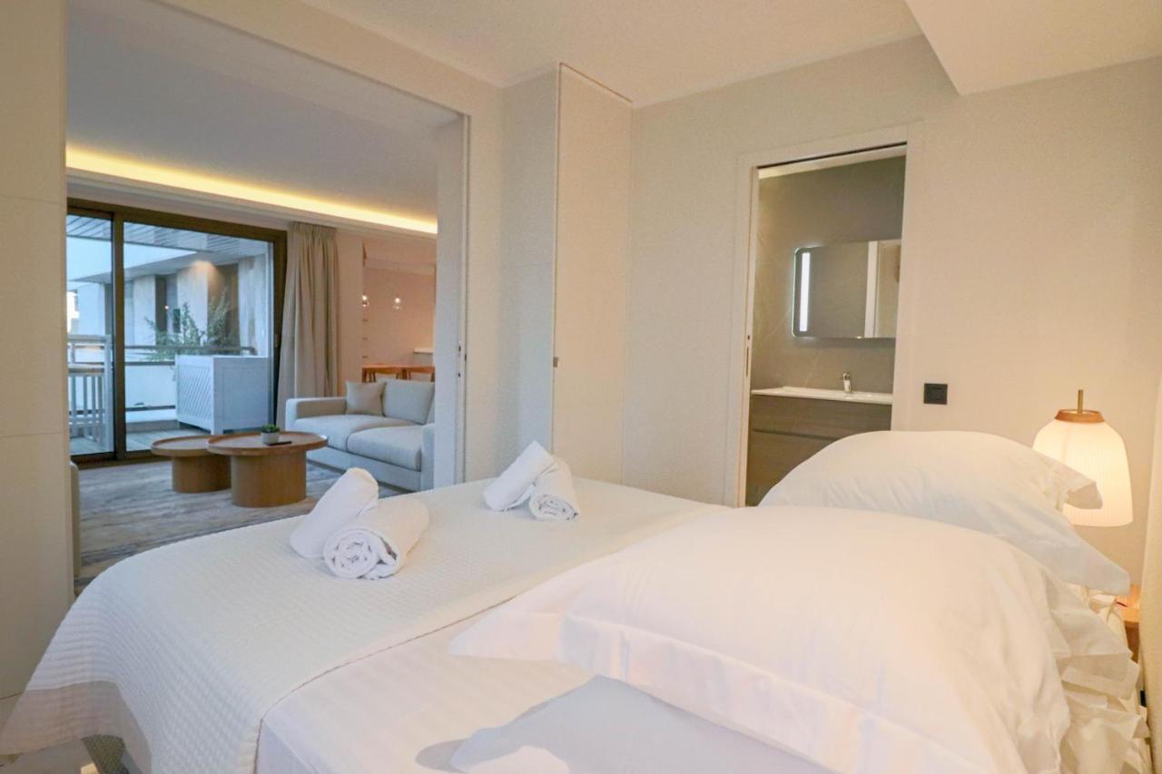 Gray Renovated Luxurious Located In *